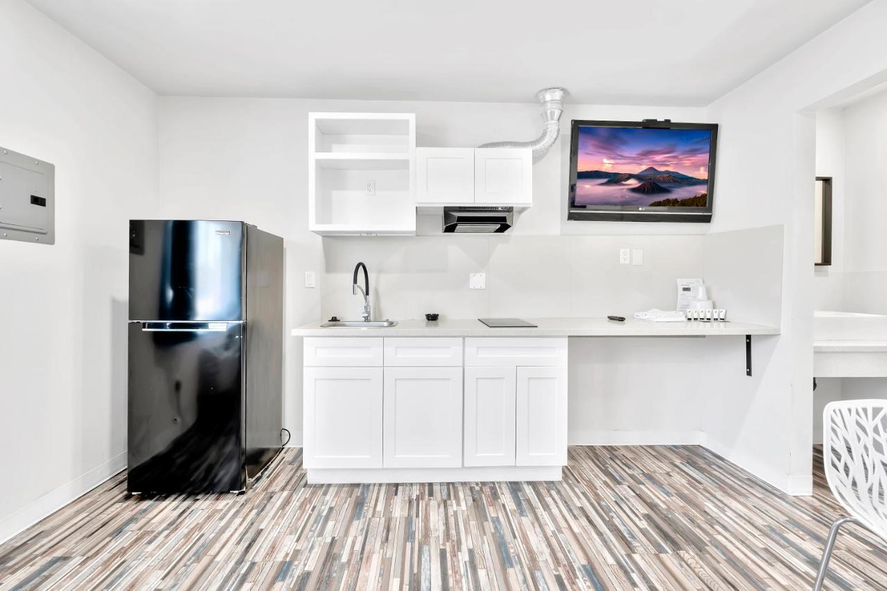 Tradewinds Motel Lakewood Εξωτερικό φωτογραφία