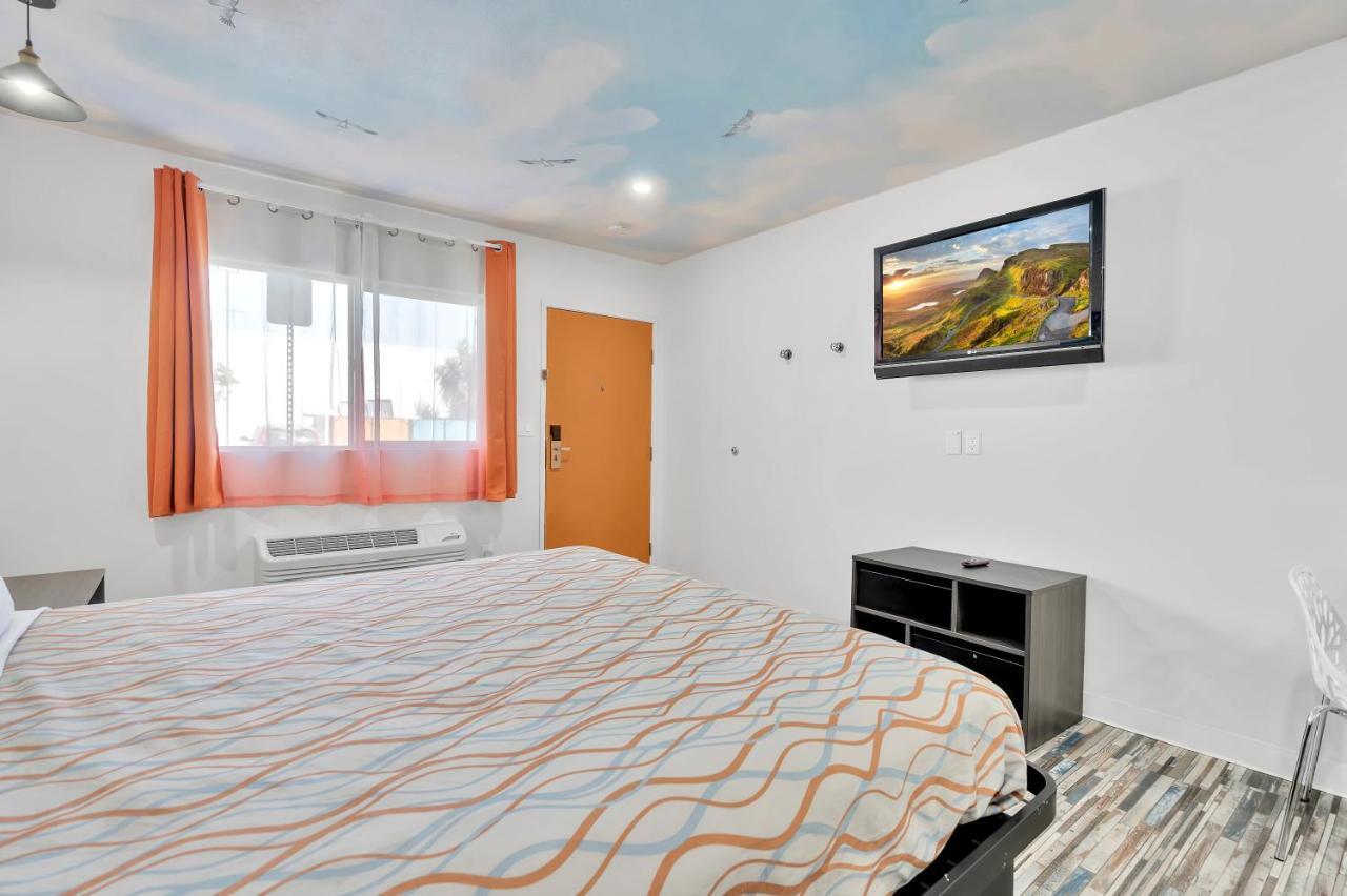 Tradewinds Motel Lakewood Εξωτερικό φωτογραφία
